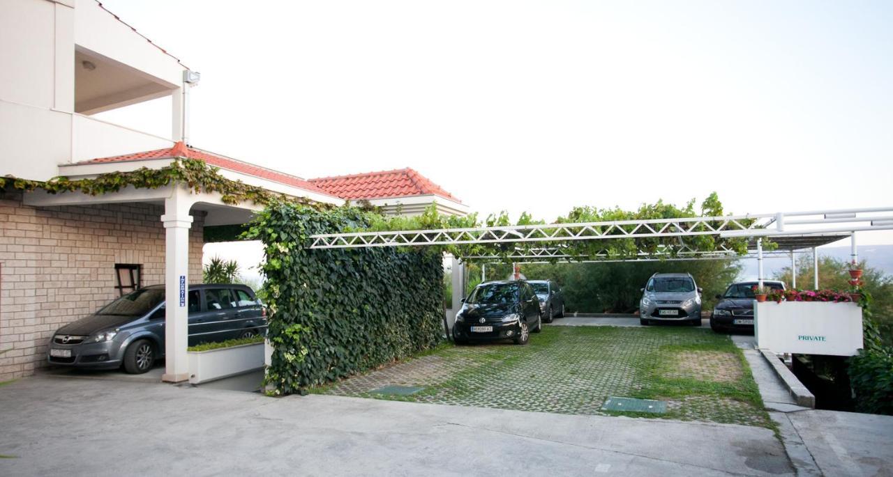 Anastazija Sea View Apartment Omis Luaran gambar